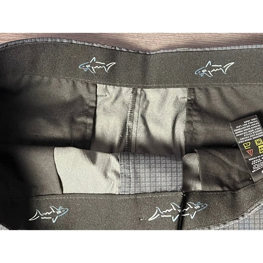 Greg Norman Shark Performance Golf Shorts Dark Gray Men's 36 Check Flat Front